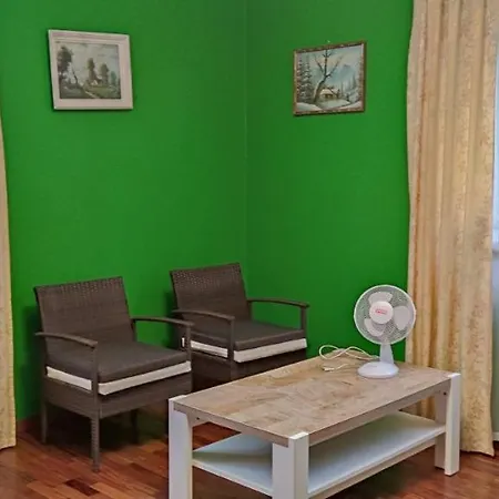 Dom Na Kaszubach Nad Jeziorem Gowidlinskim - Caloroczny * Sulęczyno