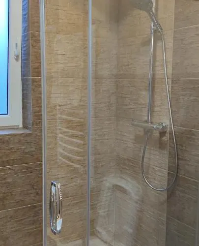 Дом отдыха Dom Na Kaszubach Nad Jeziorem Gowidlinskim - Caloroczny